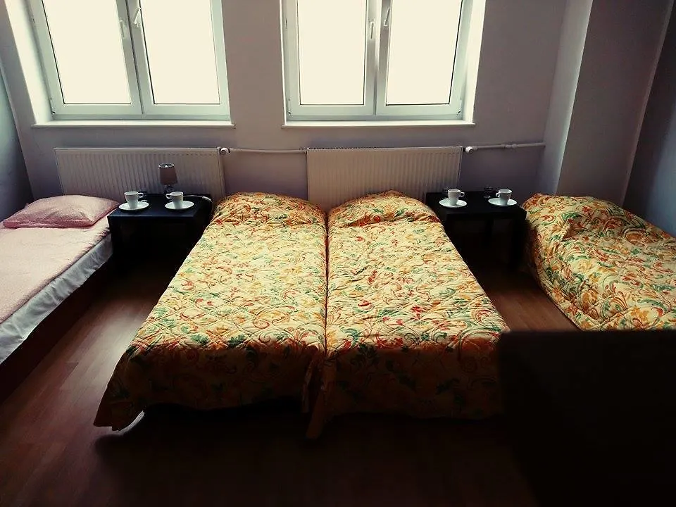 Hostel Kulczynskiego Warsaw